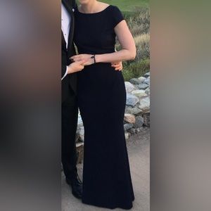 Beautiful navy cap sleeve backless dress